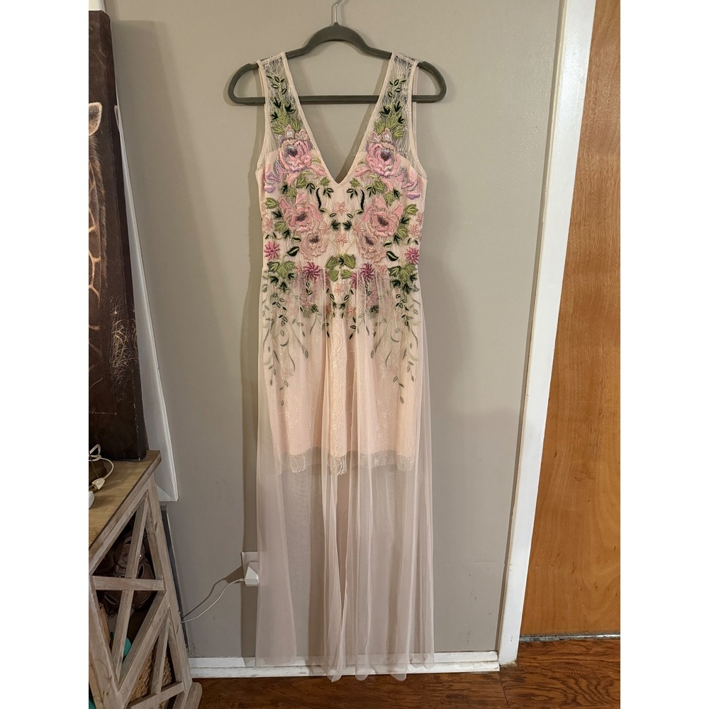 Aiden Mattox floral Embroidered Lace Maxi Dress V-Neck Beaded Tulle Overlay Pink